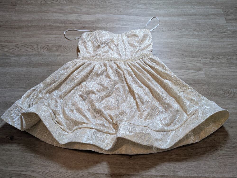 Royalty Womens Y2K Ivory Lace Strapless Beaded Bubble Hem Mini Dress No Tag S